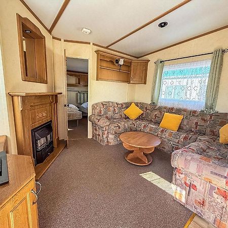 6 Berth Caravan By The Beach In Hunstanton In Norfolk, Pets Welcome Ref 13009L מראה חיצוני תמונה